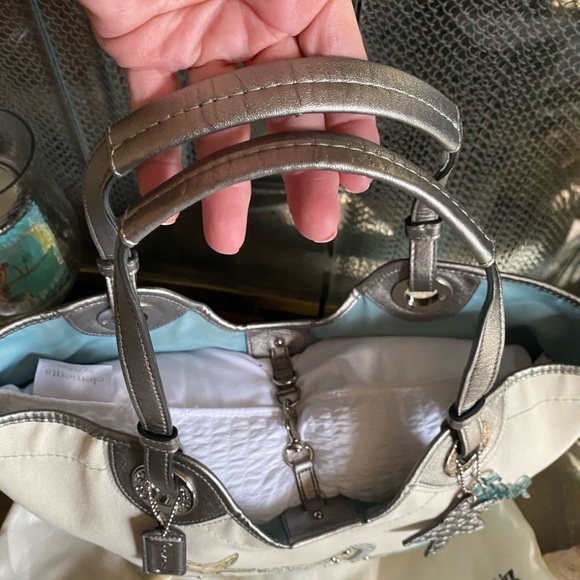 COACH BEACH PRINT BAG & ACCESSORIES EUC - Picture 12 of 16